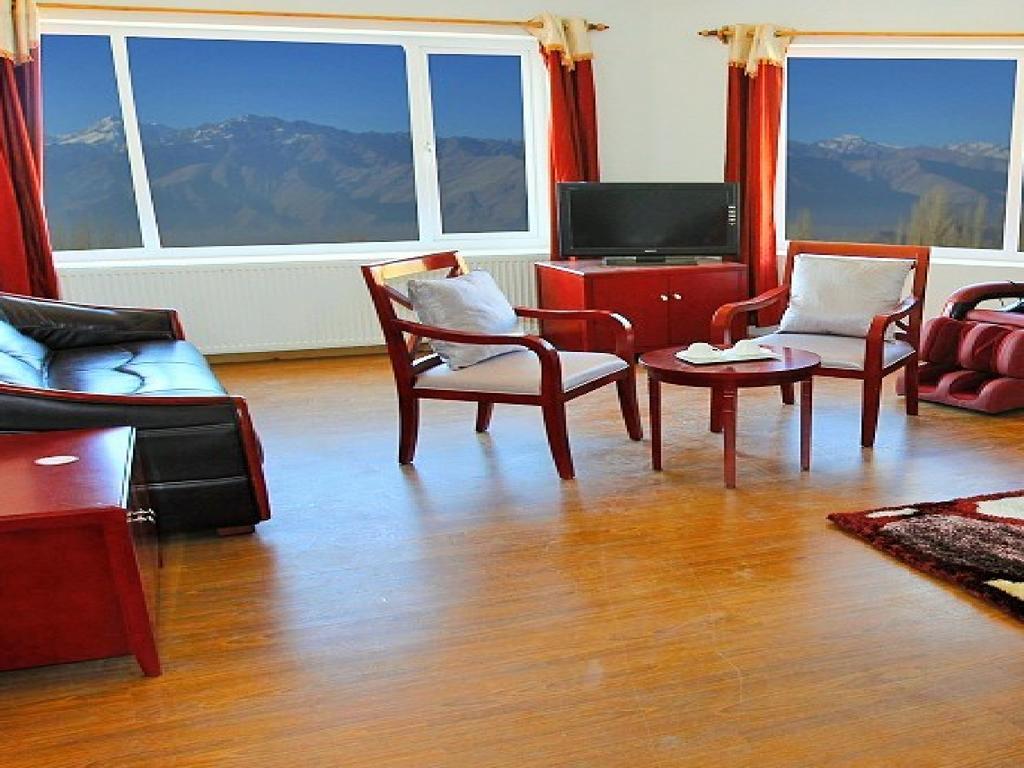 Отель The Zen Ladakh Лех Экстерьер фото